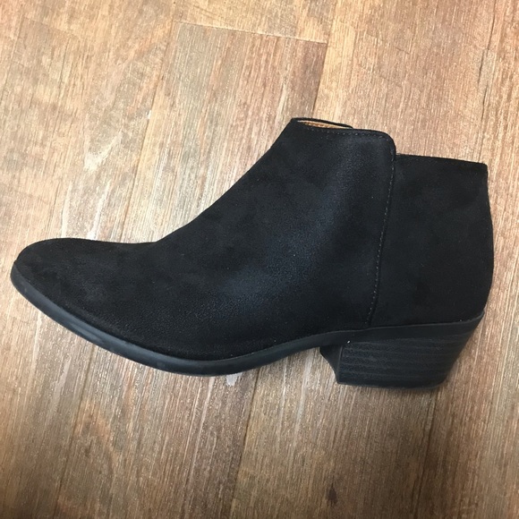 Black booties - Picture 2 of 3